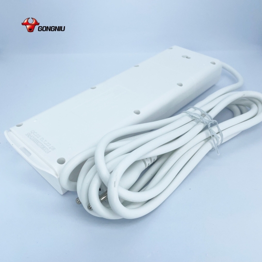 Ổ CẮM CHỐNG CHA GONEO ĐA NĂNG 8 Ổ 1 CÔNG TẮC 2500W – V1080