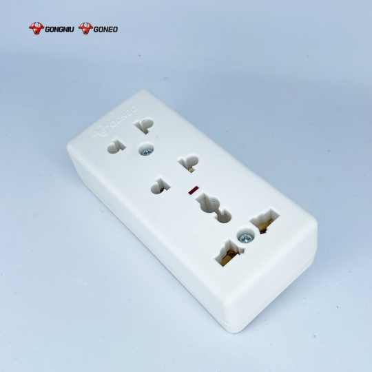Ổ CẮM ĐIỆN GONEO W0210 – 3 CỔNG AN TOÀN